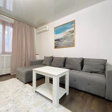 Comfortable Apartment, Samal 2 Alma-Ata Buitenkant foto