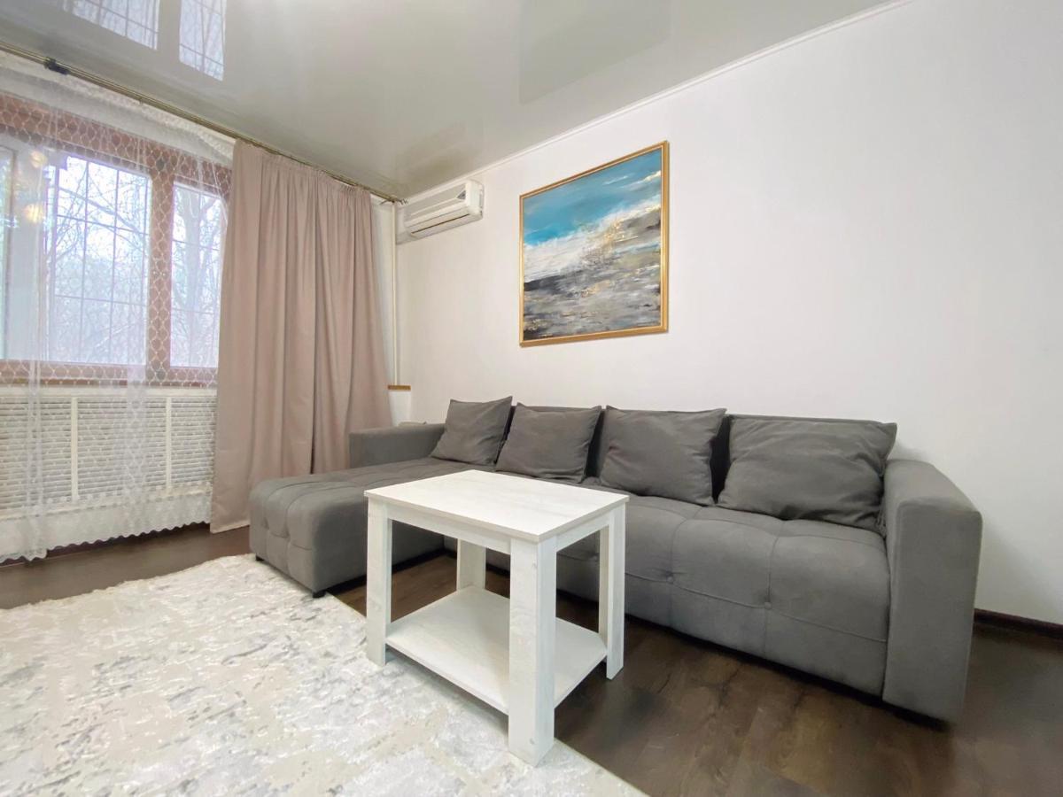 Comfortable Apartment, Samal 2 Alma-Ata Buitenkant foto